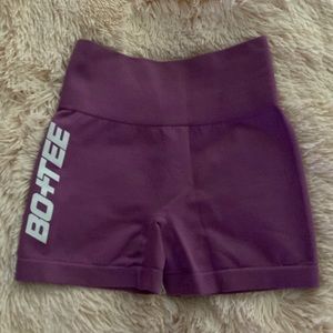 New Bo-tee seamless workout shorts!